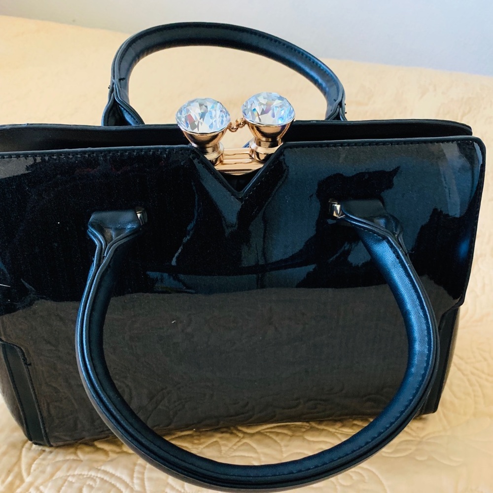 Handbag - Picture 2 of 5